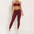 Ensemble de yoga bordeaux pour femme avec brassière croisée et legging taille haute - Bordeaux