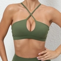 Soutien-gorge de sport vert armée avec dos croisé, découpe goutte et tissu élastique - Vert Militaire