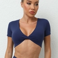 Top corto de yoga azul oscuro con nudo delantero y cuello en V para fitness - Azul marino