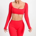 Conjunto de yoga para mujer con cuello cuadrado, manga larga y leggings en rojo vivo - S / Tops / Rojo