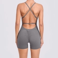 Dunkelgrauer Yoga-Jumpsuit mit überkreuzten Rückenträgern und Scrunch-Butt-Lifting-Effekt - S / Dunkelgrau