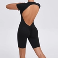 Vista posteriore del body da yoga nero scollato sulla schiena con effetto push-up - S / Nero