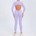 Combinaison de yoga dos nu lilas clair à manches longues avec détail fessier froncé - Mauve Clair