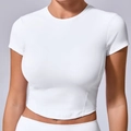 Witte nauwsluitende yoga top met korte mouwen van elastische ademende sportstof - S / Poolwit