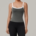 Top deportivo ajustado gris oscuro con tirantes blancos en contraste para yoga y gym - S / gris oscuro
