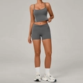 Houtskoolgrijs tweedelig yogasetje voor dames met crop top en high-waist shorts - S / donkergrijs