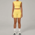 Ensemble de yoga jaune deux pièces comprenant un haut court et un short de sport taille haute - S / Jaune Oie