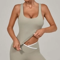 Women's sage green yoga set with U-neck sports bra and high-waist crisscross leggings - S / Flaxen