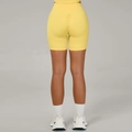 Short de yoga taille haute avec fronces fessier en jaune citron pour fitness et sport - Jaune Oie