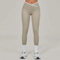 Yoga legging met hoge gekruiste taille in licht kaki met contrasterende witte V-band - S / Vlaskleur