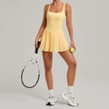 Sportliches zitronengelbes Tennis Kleid mit Karree-Ausschnitt und plissiertem Saum - S / Durian Gelb
