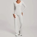 Zweiteiliges hellgraues Yoga-Set mit Langarmshirt und hoch taillierter Schlaghose - Warmes Steingrau