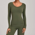 Olivgrünes Yoga-Set mit eng anliegendem Langarm-Oberteil und passenden Leggings für Damen - XS / Olivgrün