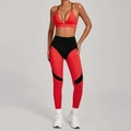 Tweeledige yogaset voor dames met rode sport-bh en zwart-rode patchwork sportlegging - S / Rood