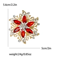 Vintage Blumenbrosche in Gold mit roten Markasit-Strasssteinen und weißen Kristallen - Rot