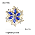 Eleganter goldener Blumen-Brosche mit blauen Markasit-Kristallen und Strass - Blau