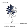 Elegante broche de flor de cristal azul marino con base de plata y dimensiones - Azul