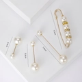 Set elegante di 4 spille e fermagli con perle bianche e finitura in metallo dorato di classe - Spilla e spilli con perle bianche (7120-GD)