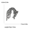 Vista dettagliata della spilla leopardo argento con dimensioni e strass di cristallo - Strass Bianco e Nero