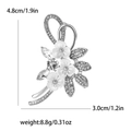 Detaillierte Größenansicht der silbernen Blumenbrosche mit Strass und Abmessungen - Silber