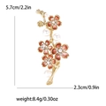 Elegante broche de rama de ciruelo dorada con pétalos de esmalte y perlas para mujer - Dorado (4573-GD)