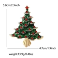 Spilla albero di Natale alla moda in smalto verde e strass rossi su lega dorata lucida - Verde