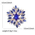 Luxuriöse blaue Kristall-Blumenbrosche mit Goldbeschichtung und Strasssteinen - Blau