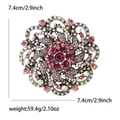 Dettaglio spilla a girasole con strass rosa, dimensioni 7,4 cm e peso di 59,4 g - Rosa