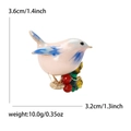 Spilla a forma di uccello rosa in smalto con ali blu e bacche, spilla in lega da 3,6 cm - Blu 5053-BL