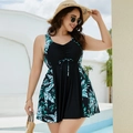 Bañador de talla grande tipo vestido negro con estampado tropical y lazo decorativo - 3XL / Hoja Verde Negra