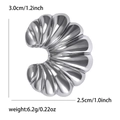 Broche de croissant plateado con textura plisada brillante y detalles de talla 3,0 cm - Plateado