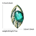 Eleganter Blatt-Brosche mit großem grünem Edelstein und bunten Strasssteinen, 5.7 cm Größe - Grün