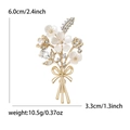 Eleganter Gold Pflaumenblüten Strauß Brosche mit weißen Perlen und Strass 6,0cm - Gold