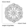 Eleganter Strass-Blumenbrosche in Silber mit Hohl-Design für Damenmantel-Accessoires - Silber