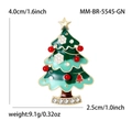 Spilla ad albero di Natale in smalto verde con stella dorata e perle su sfondo bianco - Verde