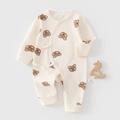 Détail de la grenouillère en coton pour nouveau-né avec motifs d'ours et attaches latérales - 52 / Ours Jiji