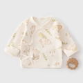 Neugeborenen-Kimono aus Baumwolle in Cremeweiß mit Hasenprint und Kratzschutz-Fäustlingen - 52cm / Blumenhase