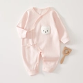 Barboteuse nouveau-né rose en coton à manches longues avec écusson ours en peluche doux - 66 / Ours Rose Uni