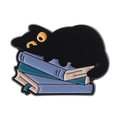 Spilla in smalto gatto nero su libri blu per amanti degli animali e della lettura - Stile Gatto che si Arrampica sui Libri (QHXZ4326)