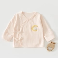 Détail d'un haut kimono rose à manches longues pour bébé avec broderie lapin en coton doux - 52cm / Gardien Étoile Lune Rose
