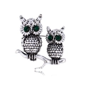 Vintage uilenbroche met twee vogels op een tak in antiek zilver en groene strasstenen - Antiek Zilver Uil (DR042-B)