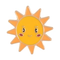 Pin's émaillé en forme de soleil avec rayons orange et visage souriant jaune - Style Soleil Souriant (XZ2063)