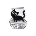 Spilla in smalto gatto nero carino con scritta Think Before You Click su tastiera - Pensa prima di cliccare (QHXZ745)