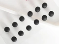 Lot de 12 clips magnétiques noir mat pour foulards et hijabs sur support clair - Noir Mat (xz4596)