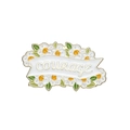 Emaille-Blumenbrosche mit weißen Blüten und goldenem Courage-Schriftzug auf Band - COURAGE Weiße Gänseblümchen Stil (xz8553)