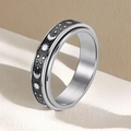 Anello girevole in acciaio inossidabile con motivi celesti di sole, luna e stelle - Stile Spinner Luna Nera