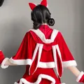 Rotes Samt-Weihnachtscape mit weißem Kunstfellbesatz und Hasenohren an der Kapuze - Einheitsgröße / Schal