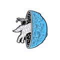 Spilla smaltata creativa con design lupo e luna blu in finitura bianca e nera - Lupo Bianco Che Entra Nella Luna Blu (CC1197)