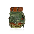 Outdoor-Rucksack-Emaille-Brosche mit dem Spruch 'DO MORE THAN JUST EXIST' auf Weiß - Outdoor-Rucksack-Stil (CC767)