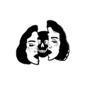 Spilla gotica con viso diviso e teschio di strega in smalto bianco e nero - Stile Viso Femminile Diviso (CC1282)